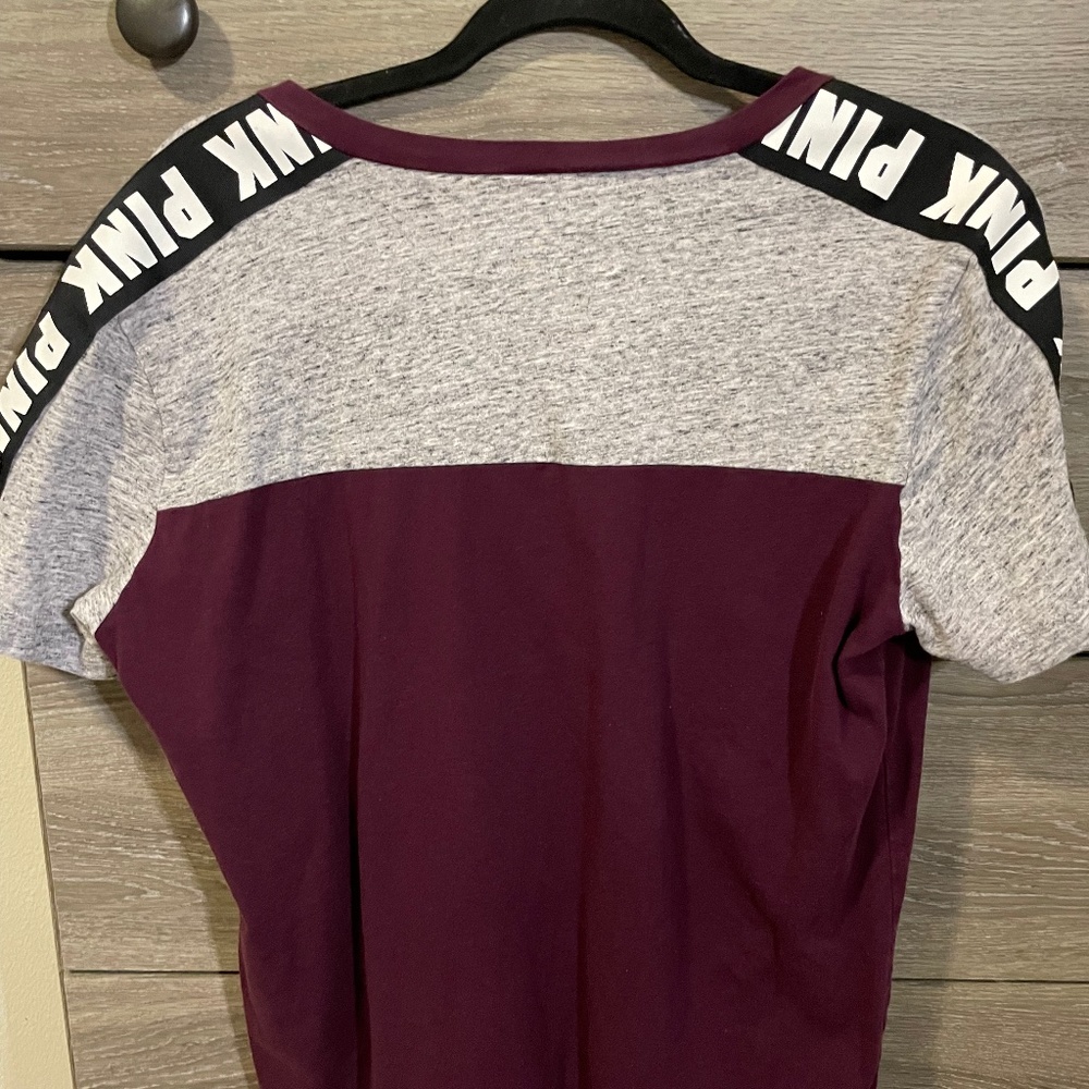 PINK Small Maroon Shortsleeve